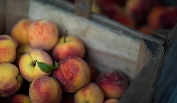 Peaches at the market