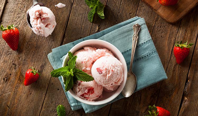 Strawberry Frozen Yogurt