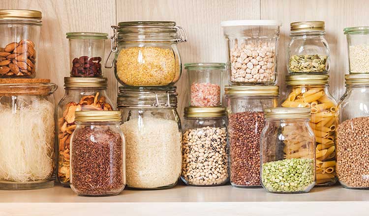 10 Ingredients to Keep Stocked in Your Pantry