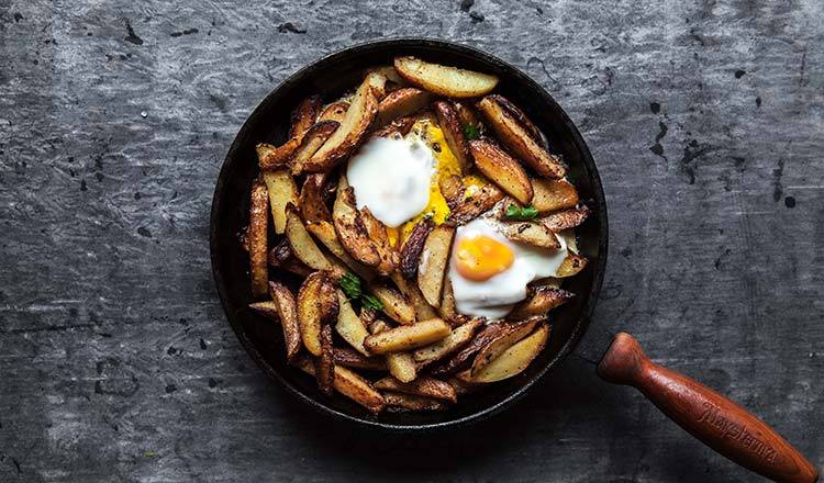 Potato hash with a fried egg