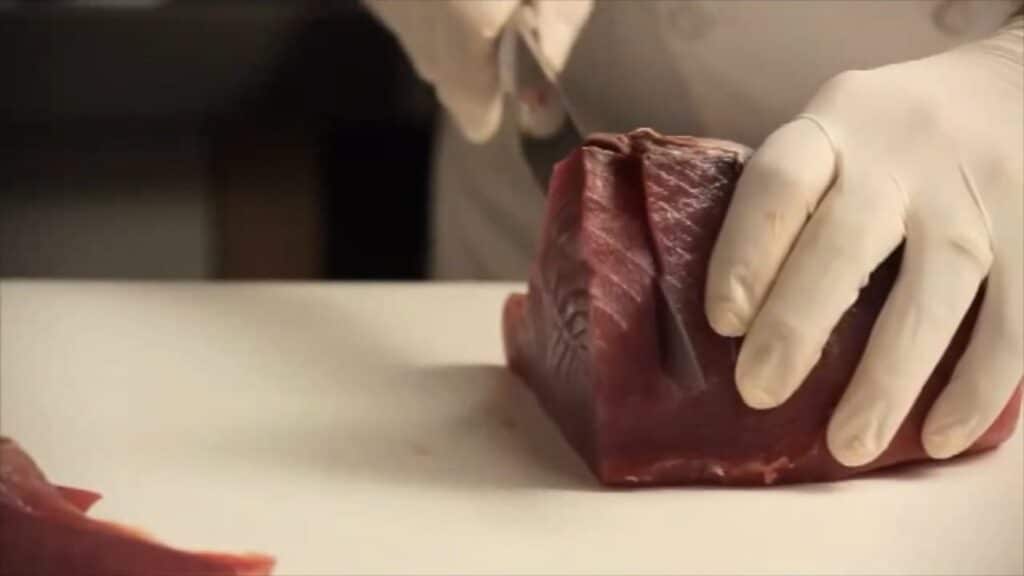 Chef’s Tip: Cutting Fish into Steaks