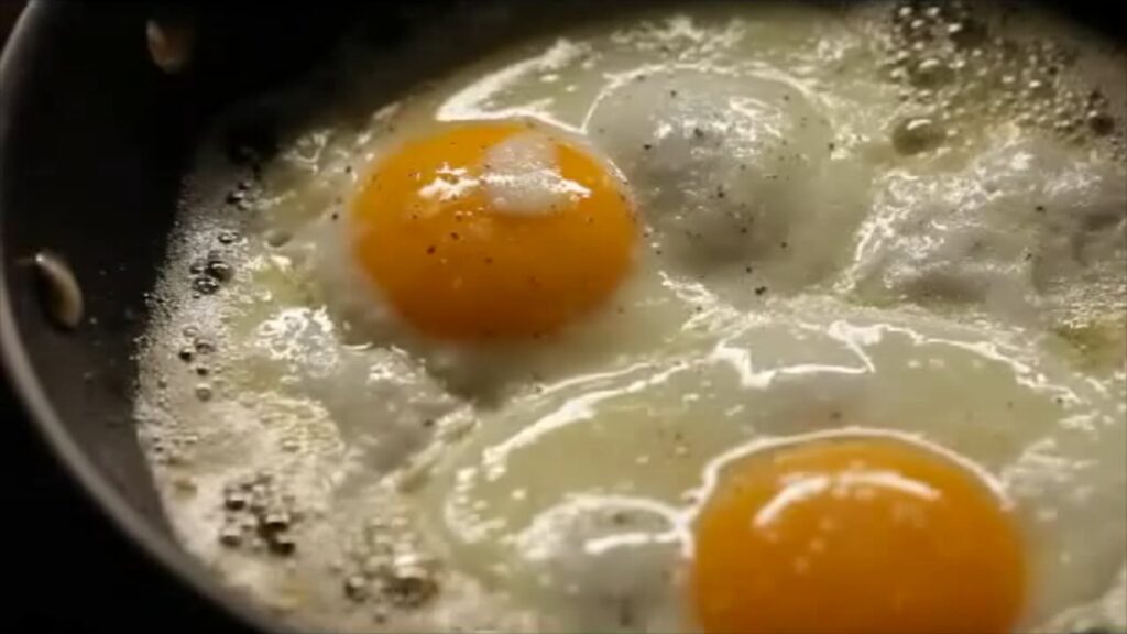 Chef’s Tip: Frying Eggs