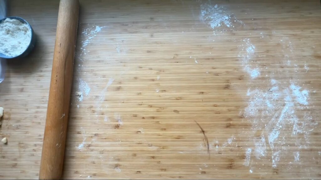 DISH Test Kitchen: How to Lattice a Pie