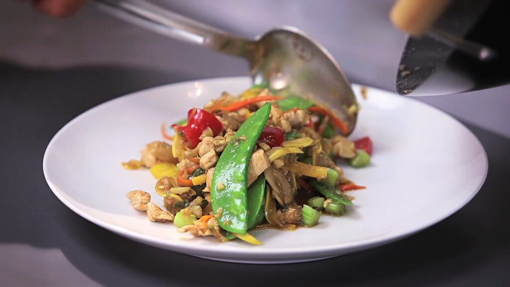 How to Make a Stir-Fry with your Favorite Ingredients