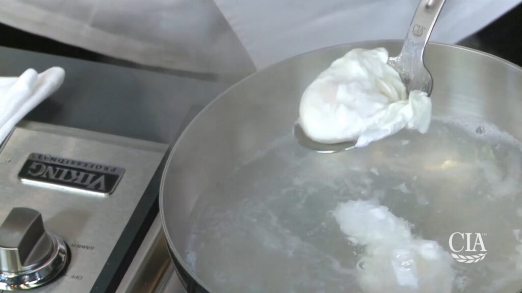 How To: Poach Eggs