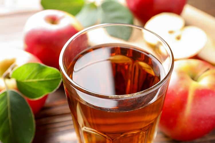 Apple juice in a glass